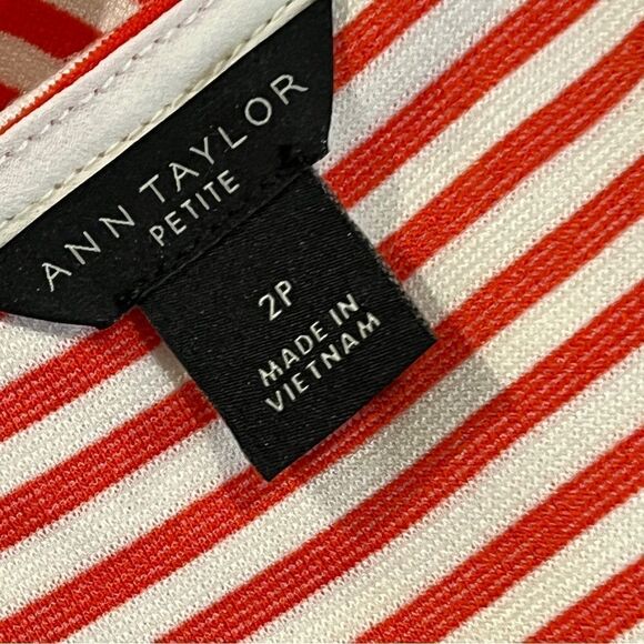 Ann Taylor Striped Red and White short sleeve mini casual Dress - Picture 9 of 13